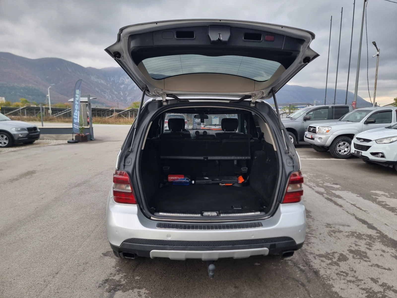 Mercedes-Benz ML 320 3.2CDI , снимка 13 - Автомобили и джипове - 56747231