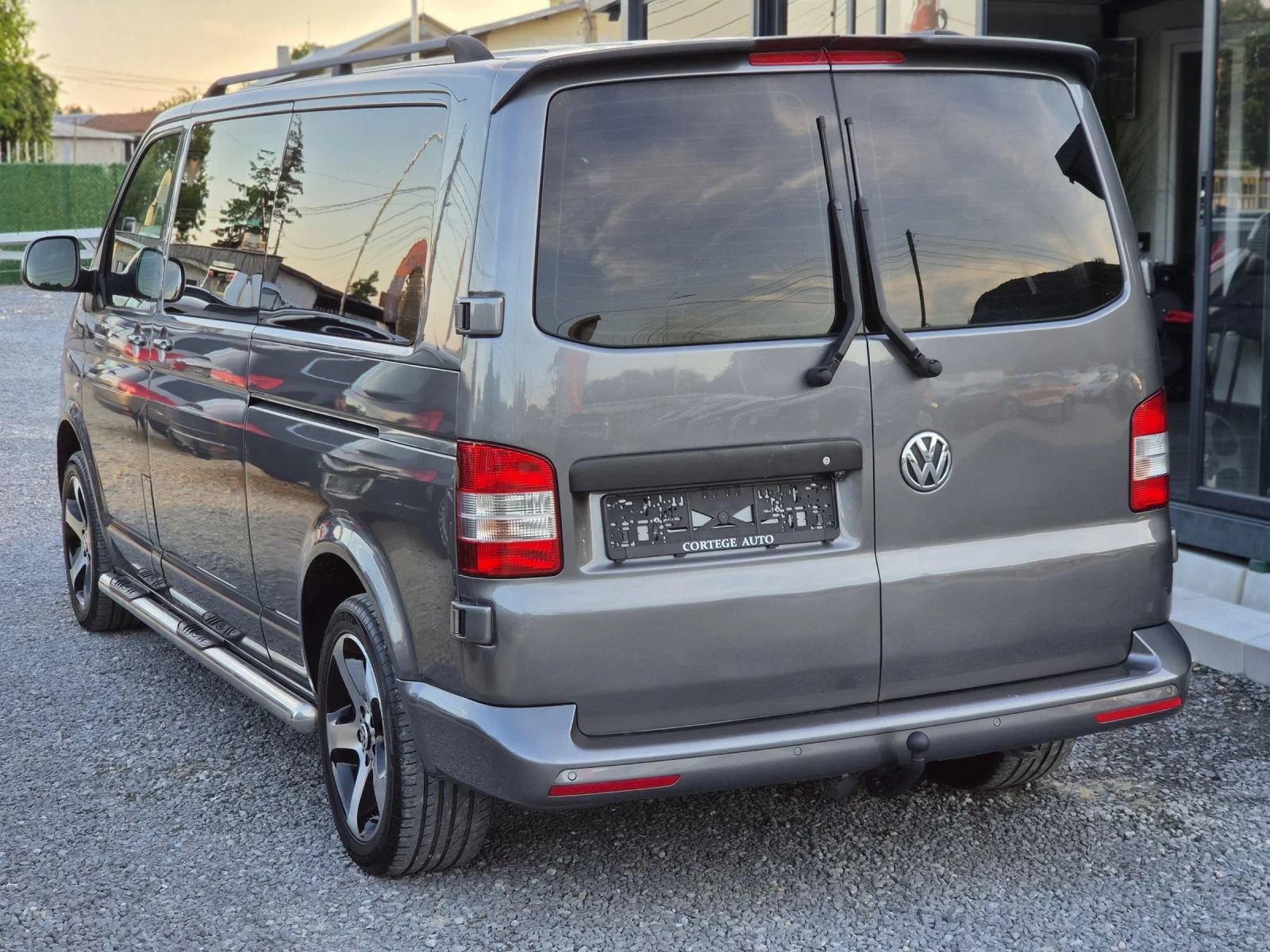 VW Caravelle 2.0TDI AUTOMAT , снимка 6 - Бусове и автобуси - 55304933