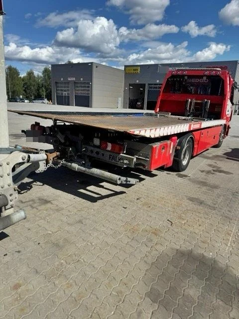 Mercedes-Benz Atego 1223 ПЪТНА ПОМОЩ, снимка 3 - Камиони - 55643350
