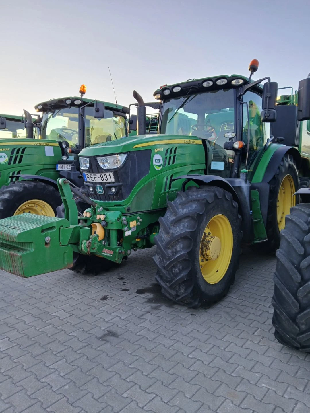Трактор John Deere 6155 R