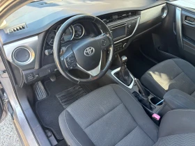 Toyota Auris, снимка 8