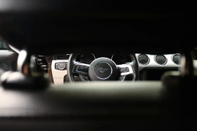 Ford Mustang 2.3 EcoBoost, снимка 7