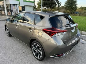 Toyota Auris HYBRID ТОП СЪСТОЯНИЕ КАПАРИРАН , снимка 6