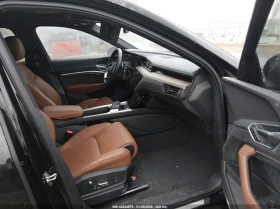Audi E-Tron Premium Plus, снимка 5 - Автомобили и джипове - 53620159