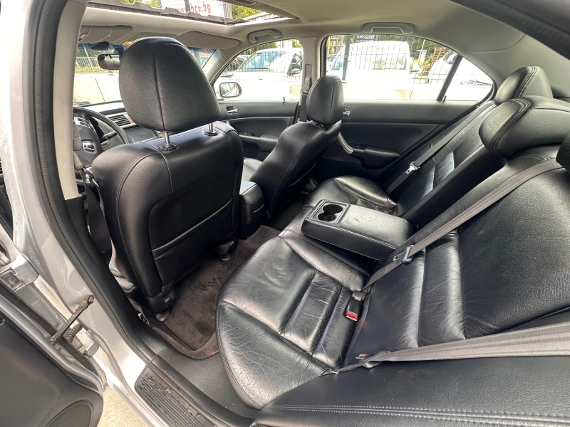 Honda Accord 2.4 Executive Щвейцария, снимка 9 - Автомобили и джипове - 52333425