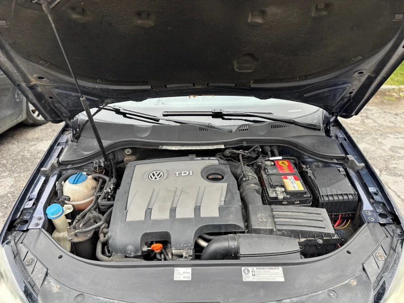VW Passat 2.0TDI BLUEMOTION, снимка 13 - Автомобили и джипове - 52905280