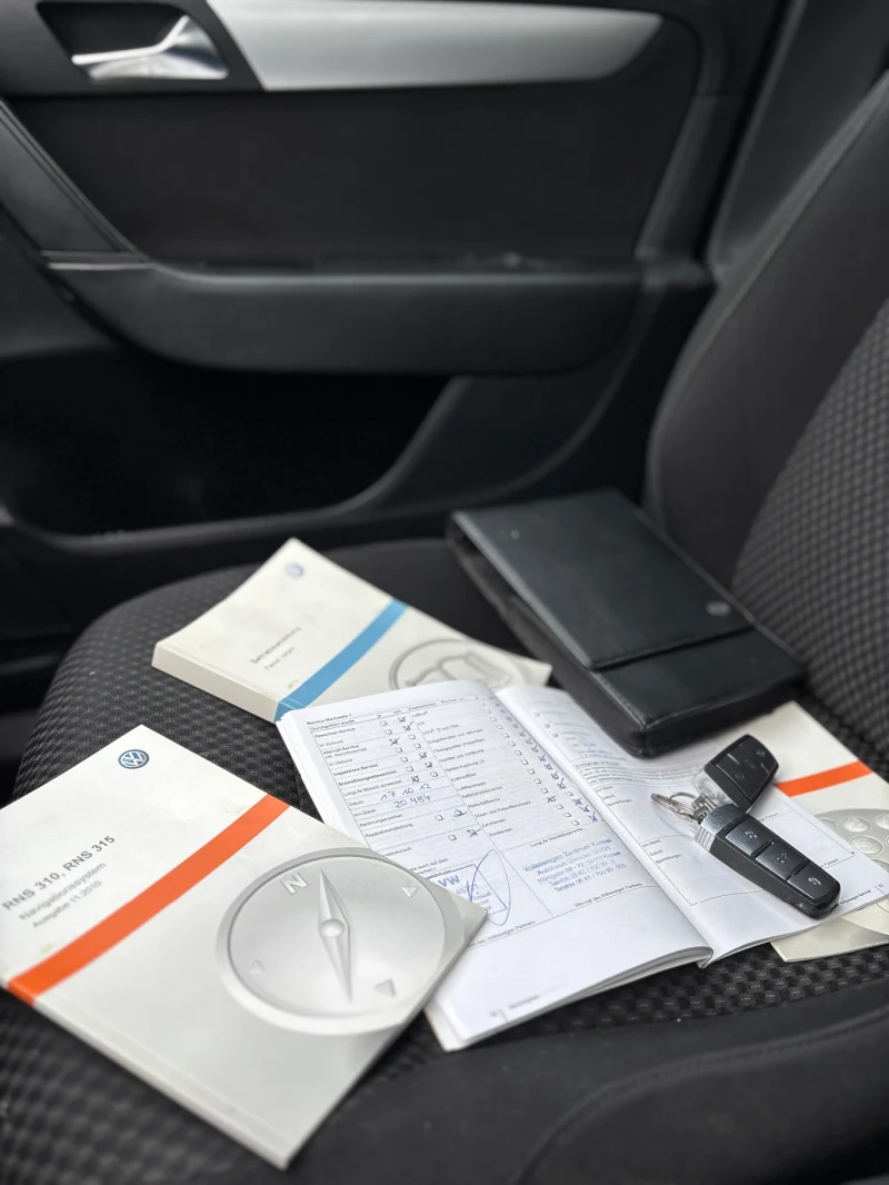 VW Passat 2.0TDI BLUEMOTION, снимка 15 - Автомобили и джипове - 52905280