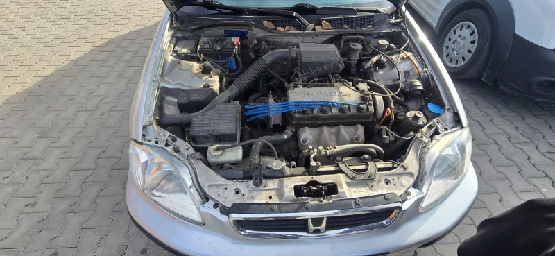Honda Civic 1.4iS, снимка 9 - Автомобили и джипове - 52972424