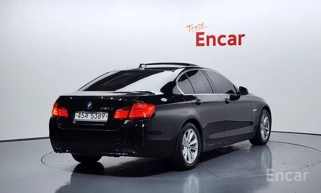 BMW 520 Гаранция 6 месеца на двигател и скоростна кутия., снимка 2 - Автомобили и джипове - 53247001