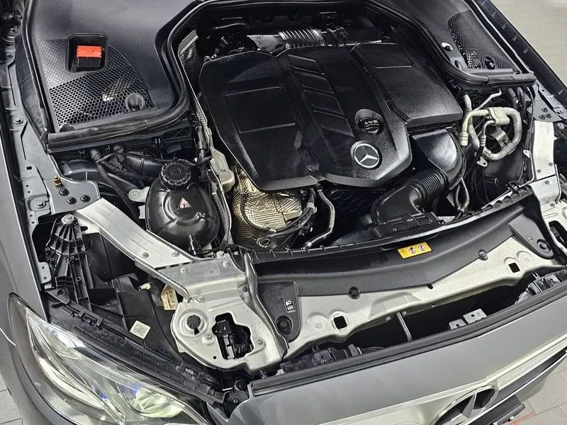 Mercedes-Benz E 200 W213 E220D Coupe, снимка 6 - Автомобили и джипове - 55110679