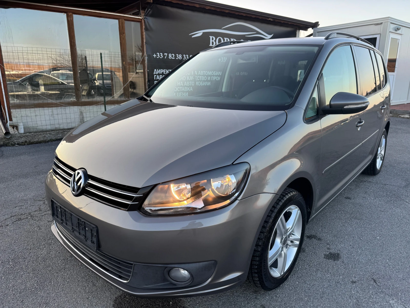 VW Touran 1.6TDi DSG 7 места, снимка 1