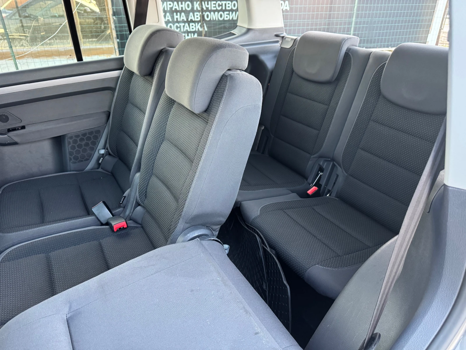 VW Touran 1.6TDi DSG 7 места | Mobile.bg — изображение 11