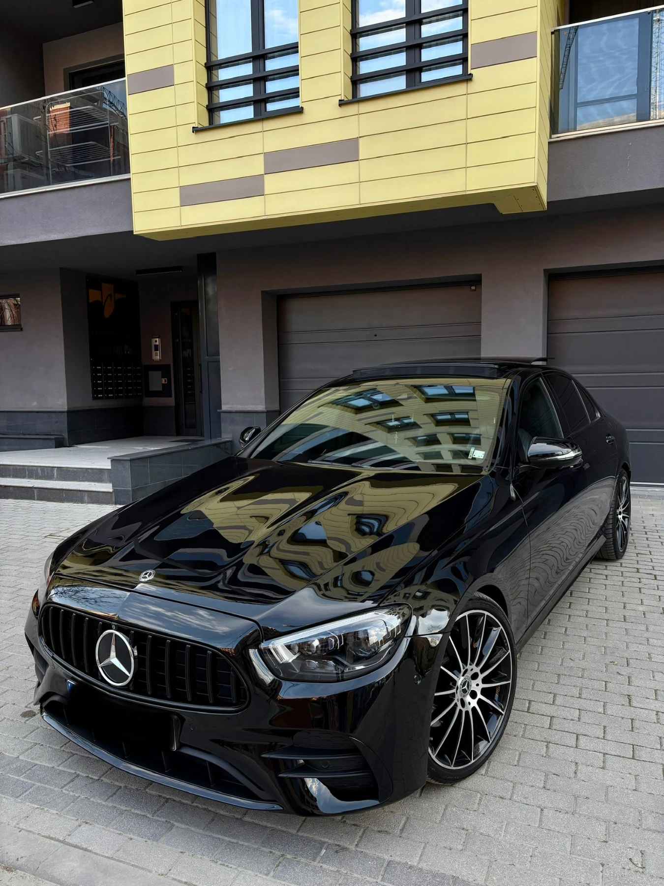 Mercedes-Benz E 220 Mercedes-Benz E 220 AMG  Колата е внос от Германия - изображение 2