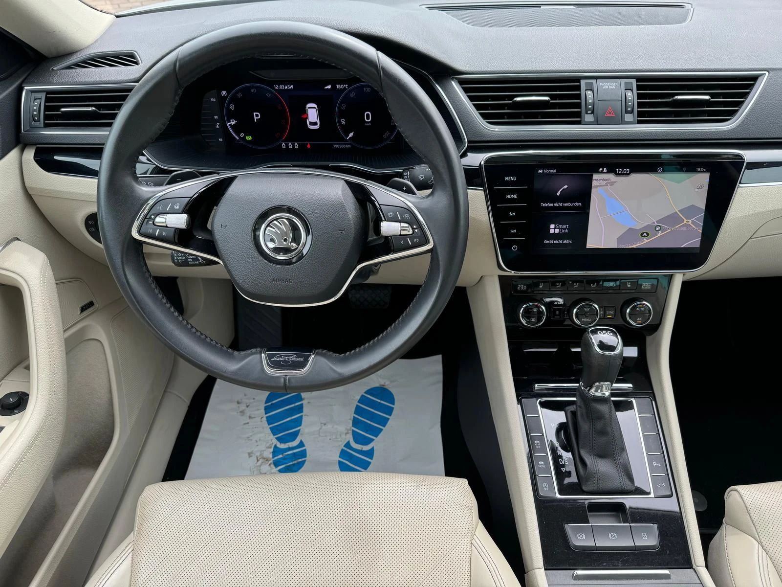Skoda Superb 2.0 TDI L&K DSG Pano ОБДУХВ MASSAGE Печка #iCarbg - изображение 6