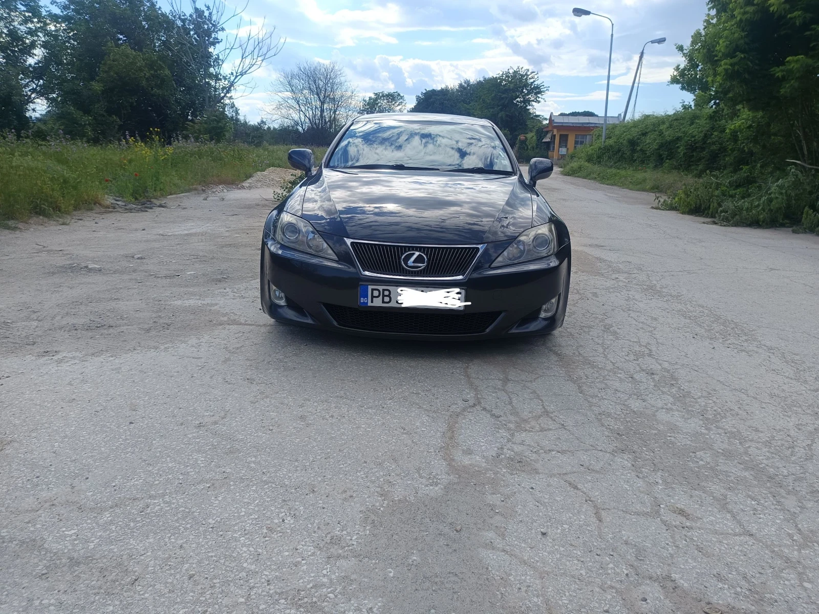 Lexus IS 220d 2.2d - изображение 2
