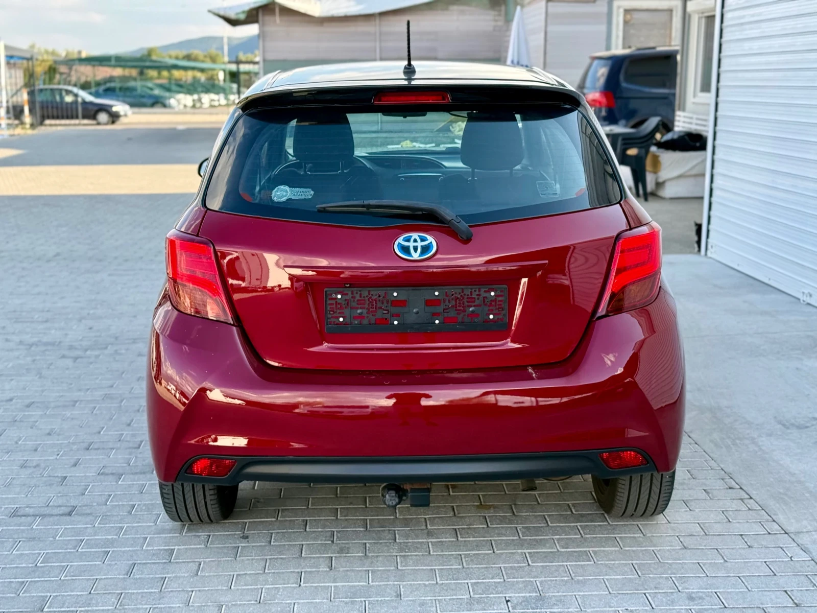 Toyota Yaris 1.5iHybrid/Automatic/NAVI/EVRO6/ - изображение 5