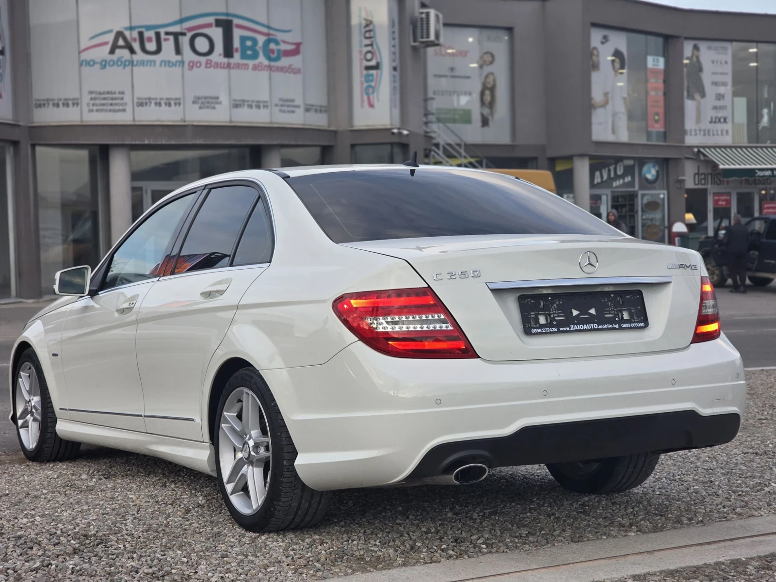 Mercedes-Benz C 250 204k.c. AMG Пакет Топ Състояние - изображение 3