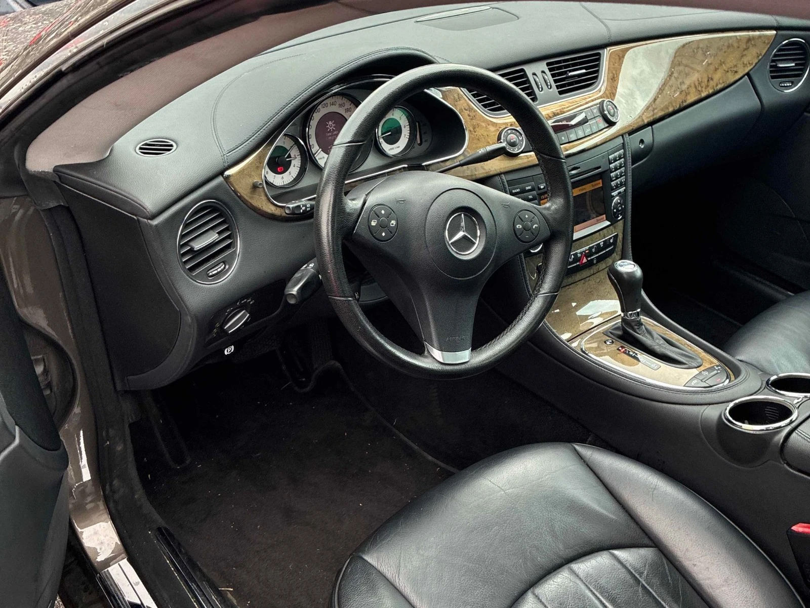 Mercedes-Benz CLS 500 5.5 CARFAX АВТО КРЕДИТ  - изображение 5