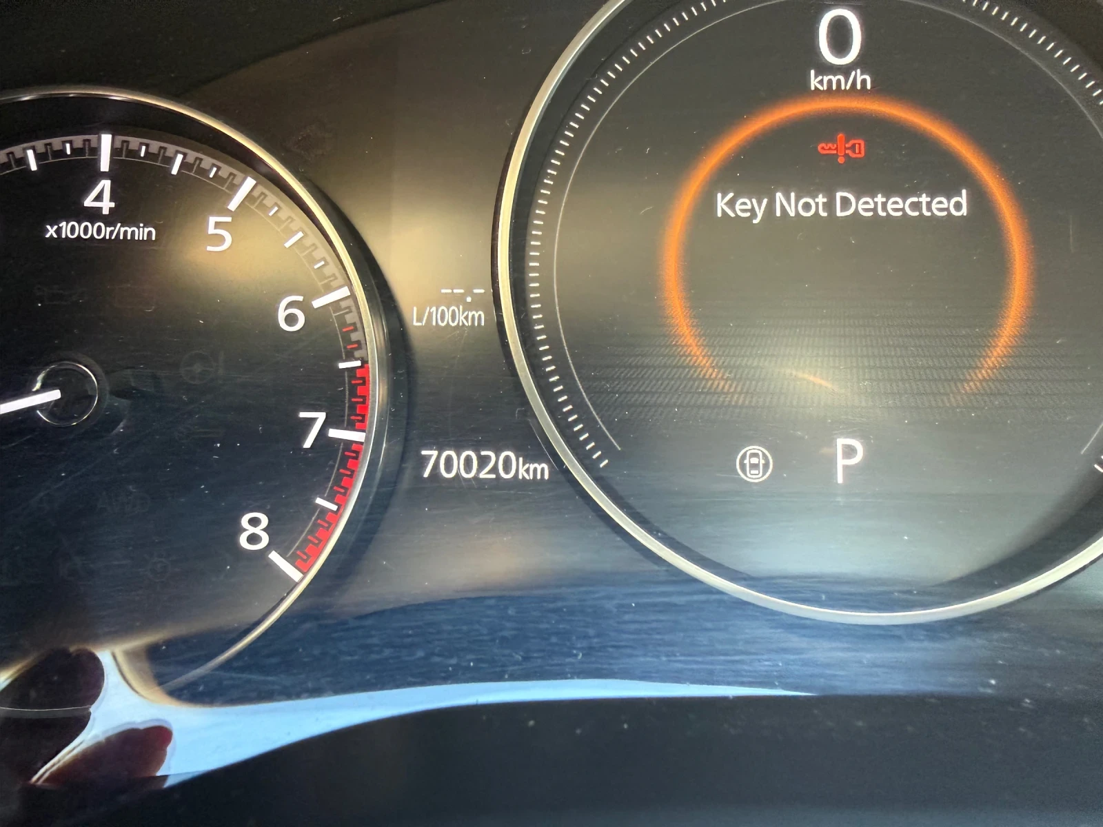 Mazda 3 2.5 Skyactiv, снимка 11 - Автомобили и джипове - 54028194