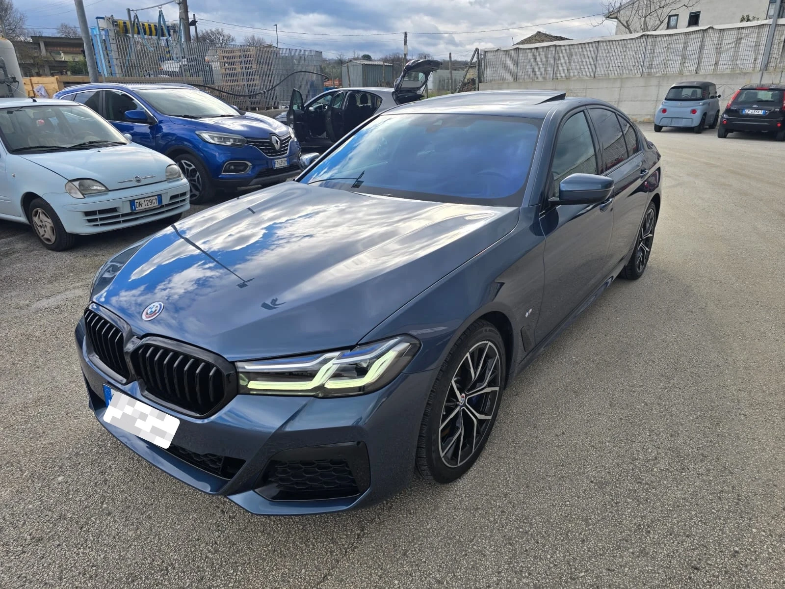 BMW 540 M Sport X Drive, снимка 4 - Автомобили и джипове - 53793501