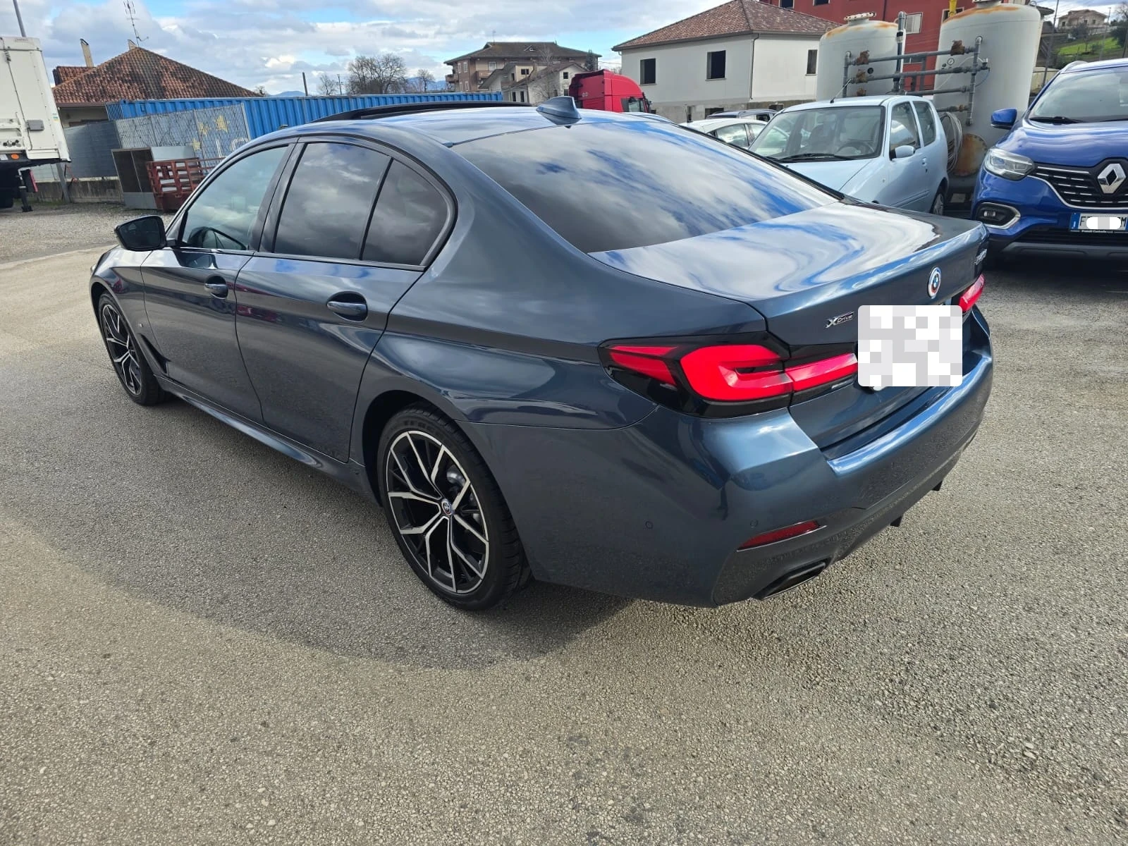 BMW 540 M Sport X Drive, снимка 2 - Автомобили и джипове - 53793501