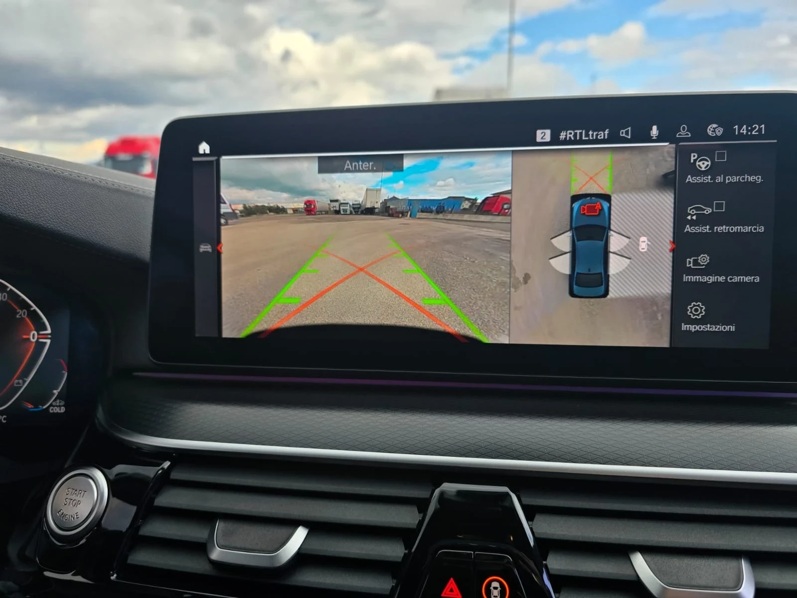 BMW 540 M Sport X Drive, снимка 14 - Автомобили и джипове - 53793501