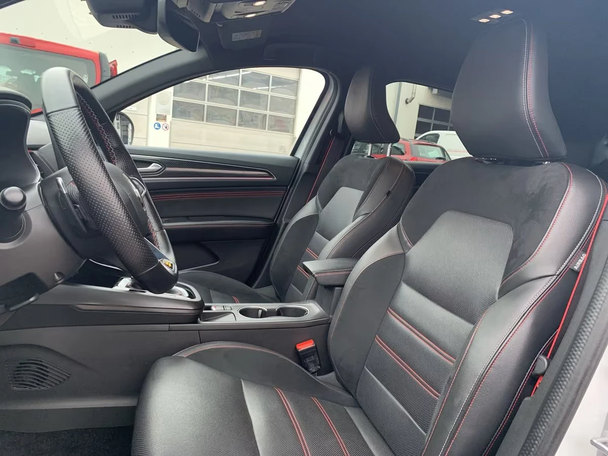 Renault Arkana RS-LINE/158HP/NAVI/CAM/CPLAY/KLESS/104q, снимка 6 - Автомобили и джипове - 54043754