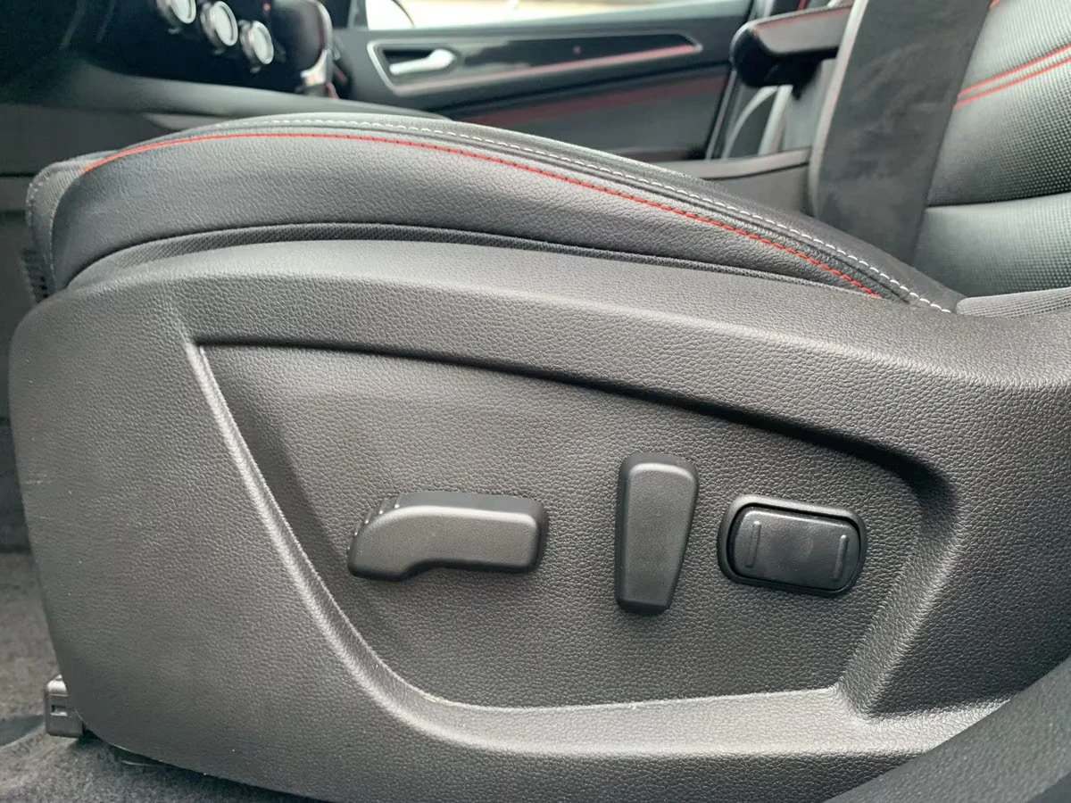 Renault Arkana RS-LINE/158HP/NAVI/CAM/CPLAY/KLESS/104q, снимка 11 - Автомобили и джипове - 54043754