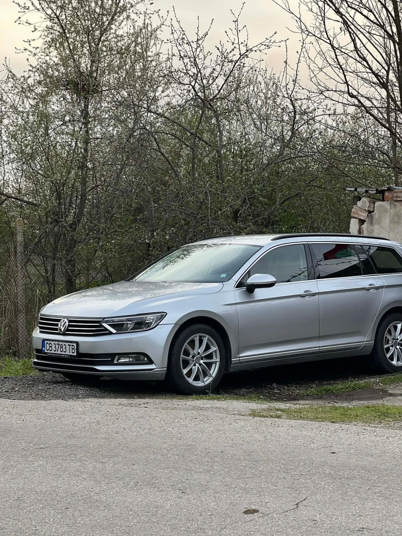 VW Passat, снимка 10 - Автомобили и джипове - 54334768