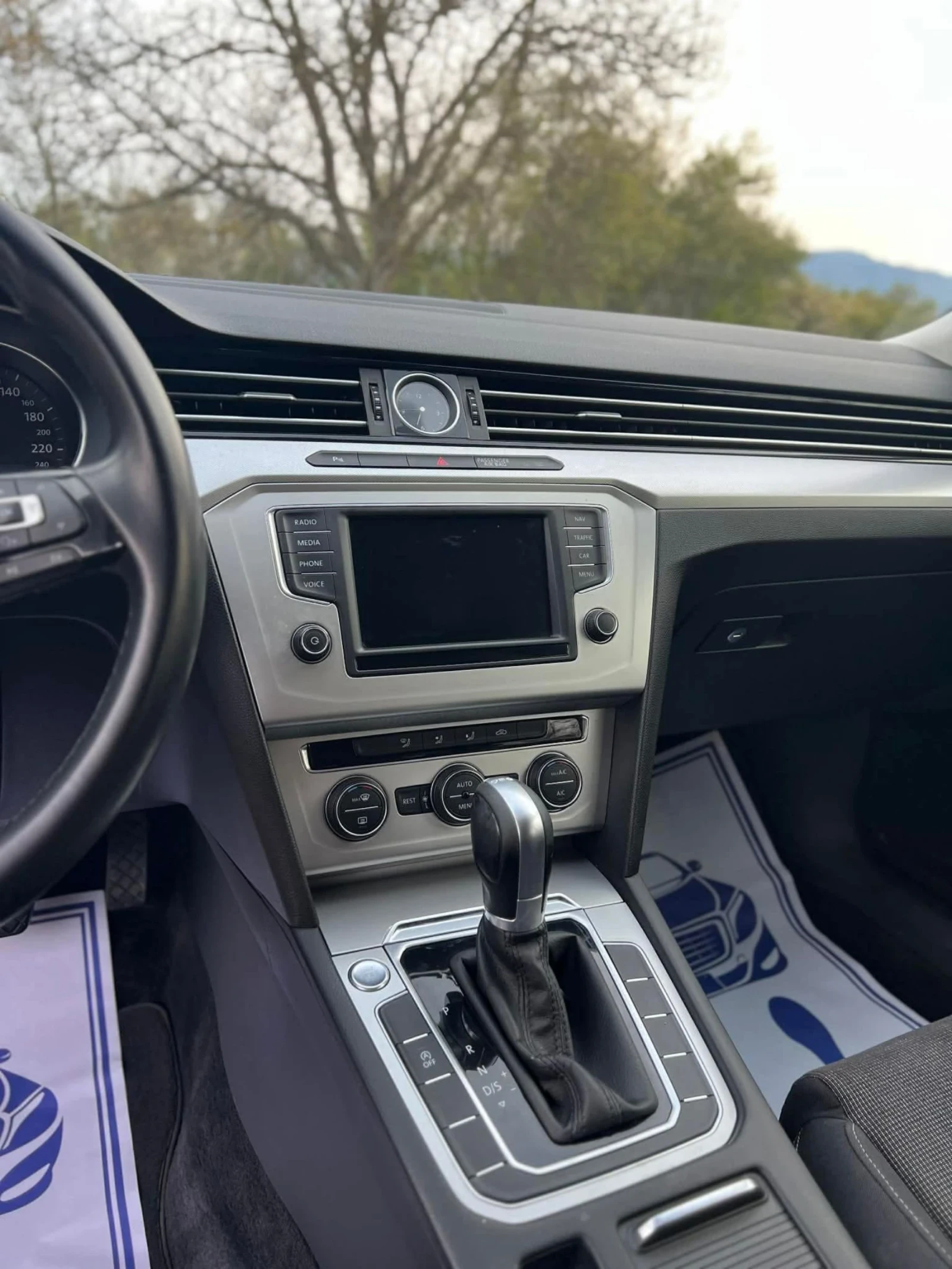 VW Passat, снимка 7 - Автомобили и джипове - 54334768