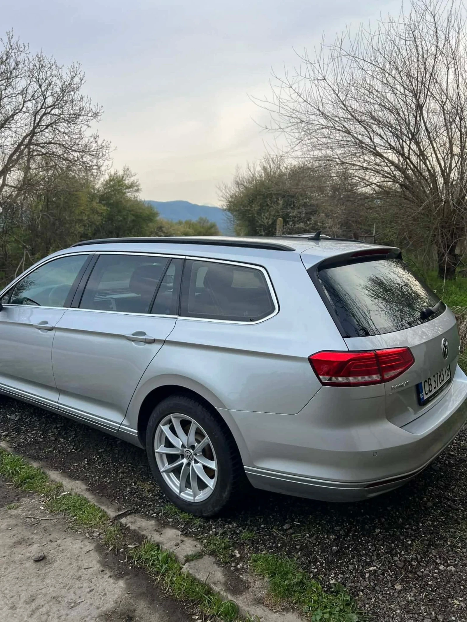 VW Passat, снимка 4 - Автомобили и джипове - 54334768