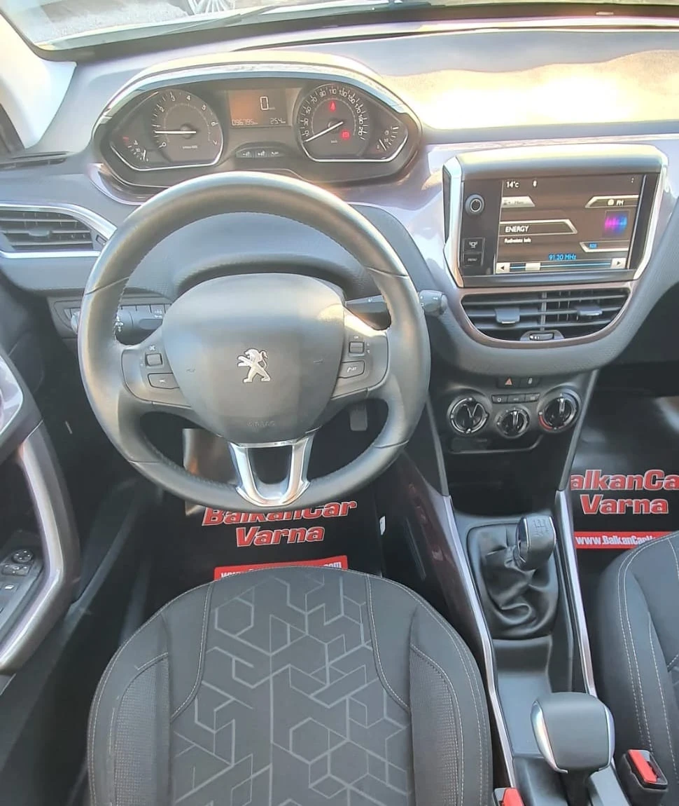 Peugeot 2008 1.2i Pure Tech 97хил.км!, снимка 10 - Автомобили и джипове - 54338868