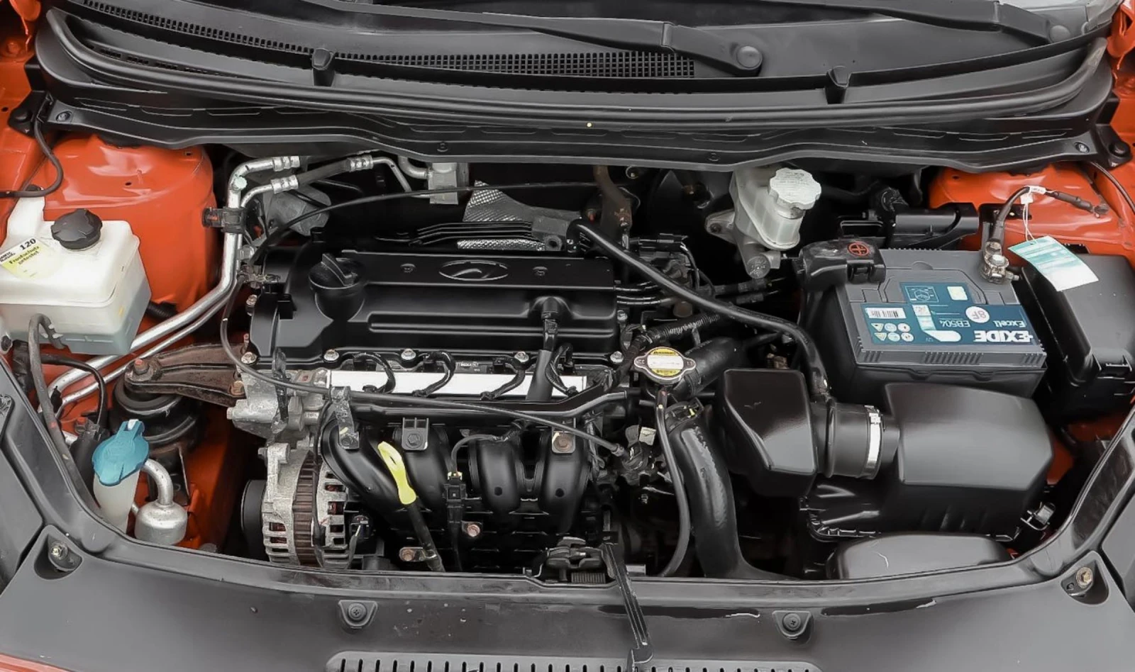 Hyundai I20 1.4i , снимка 16 - Автомобили и джипове - 54476666