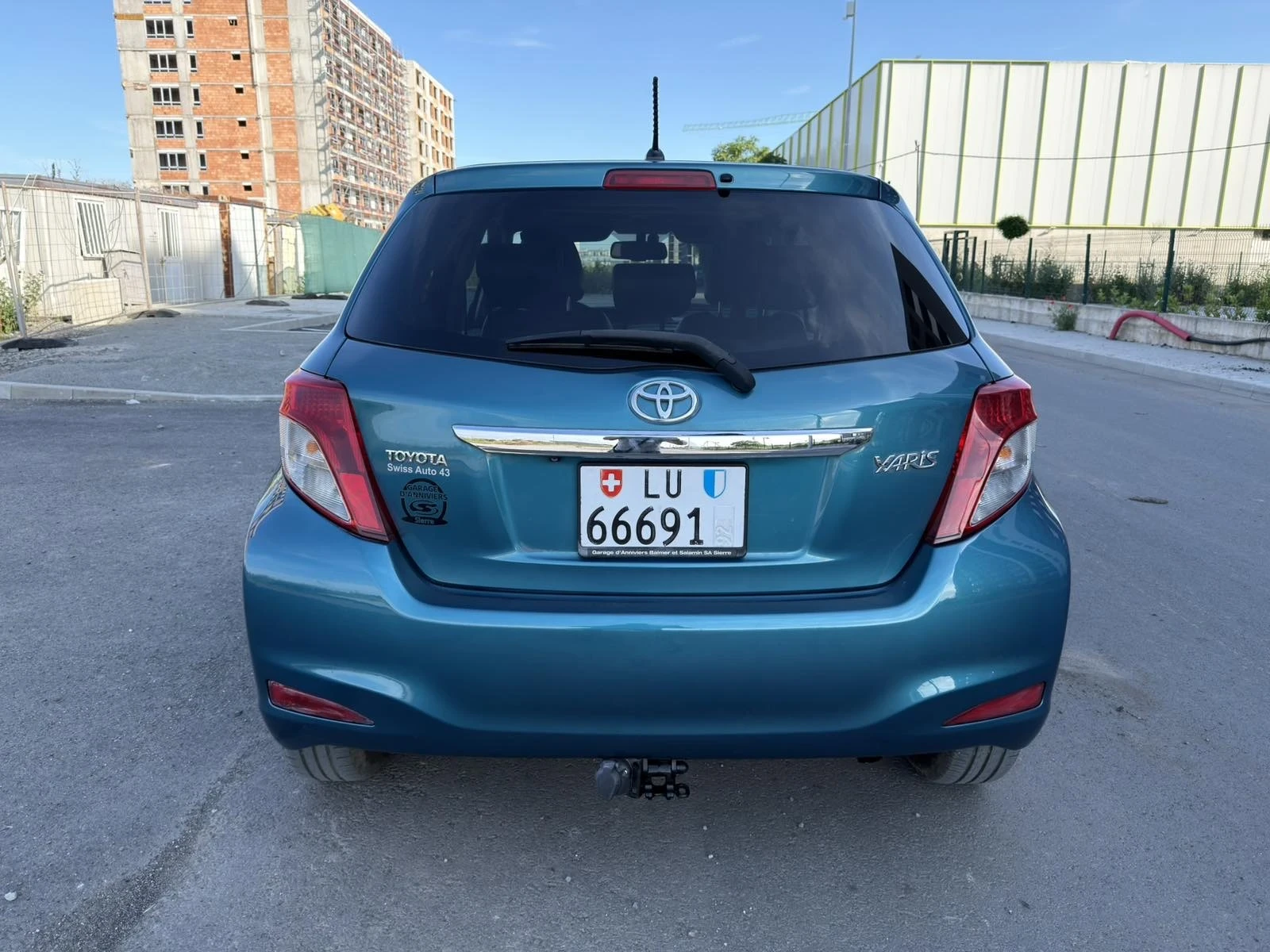 Toyota Yaris 1.3i Swiss, снимка 7 - Автомобили и джипове - 54825634
