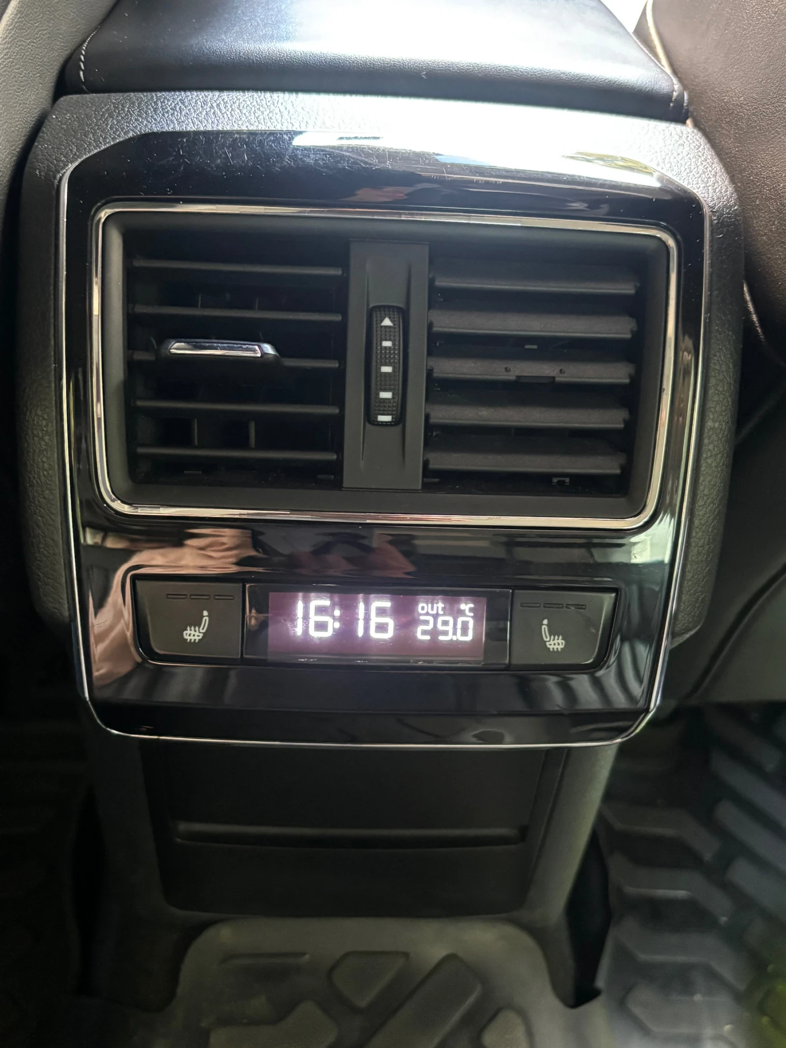 Skoda Superb, снимка 11 - Автомобили и джипове - 54945456