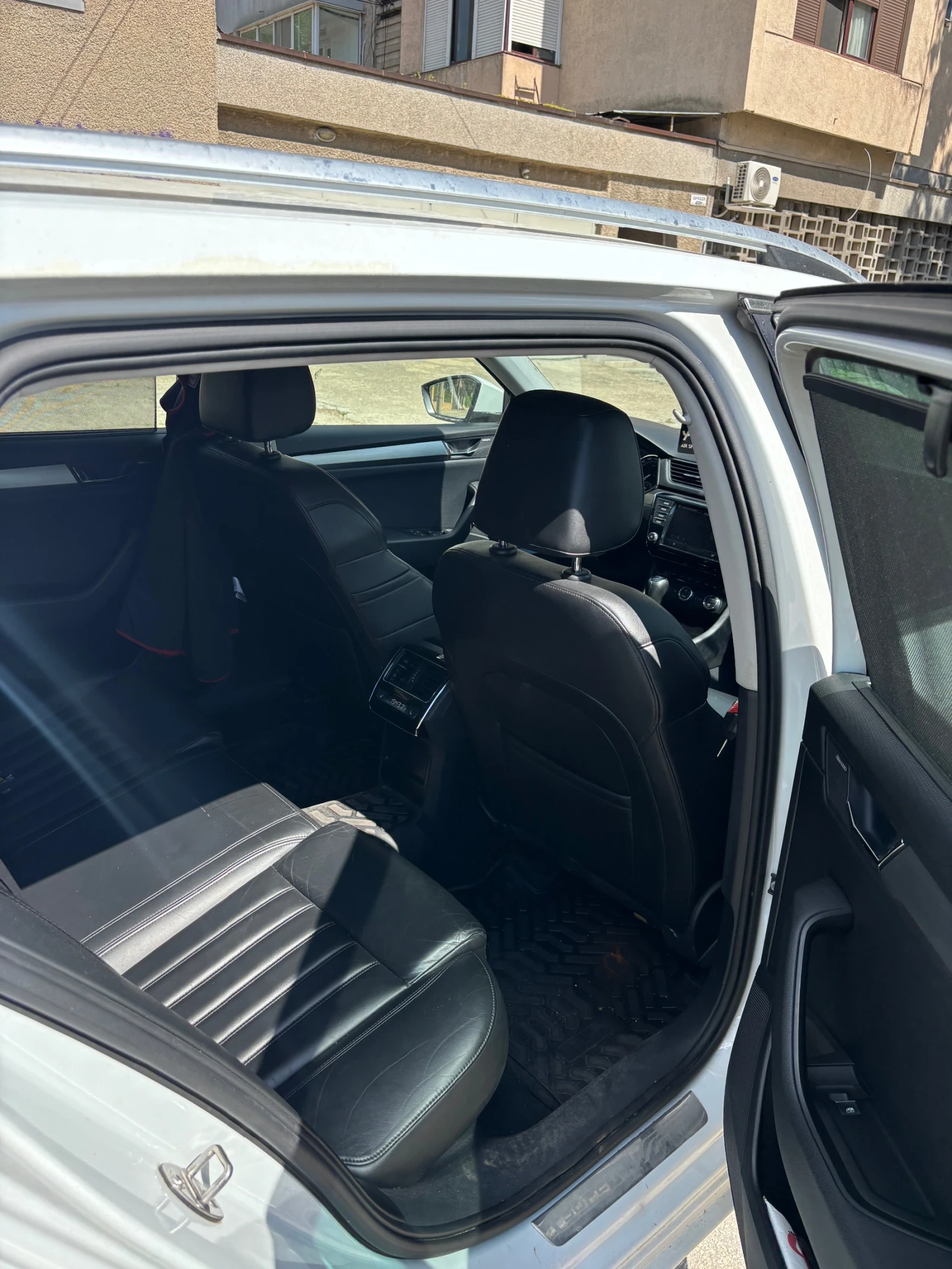 Skoda Superb, снимка 6 - Автомобили и джипове - 54945456