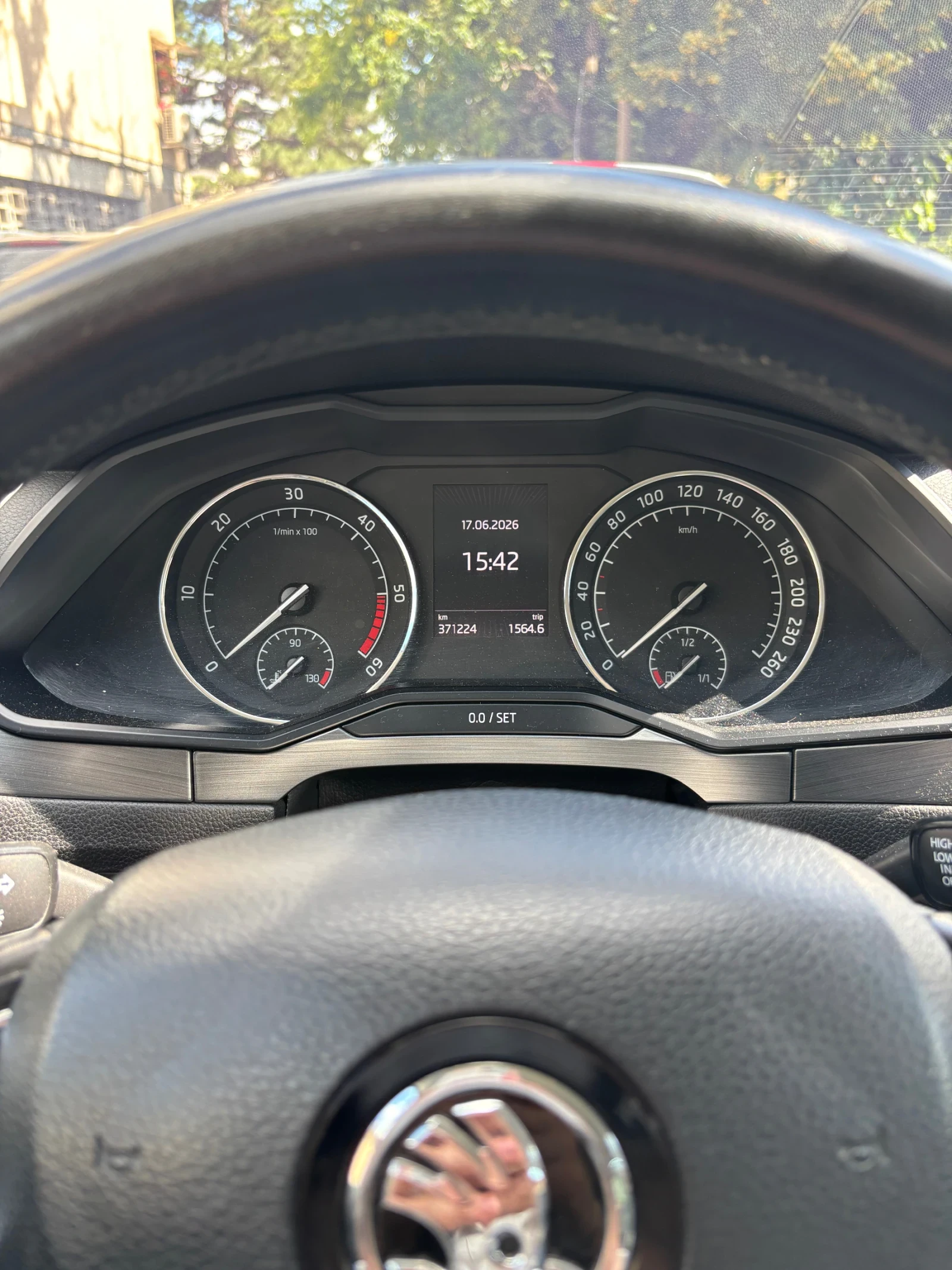 Skoda Superb, снимка 9 - Автомобили и джипове - 54945456