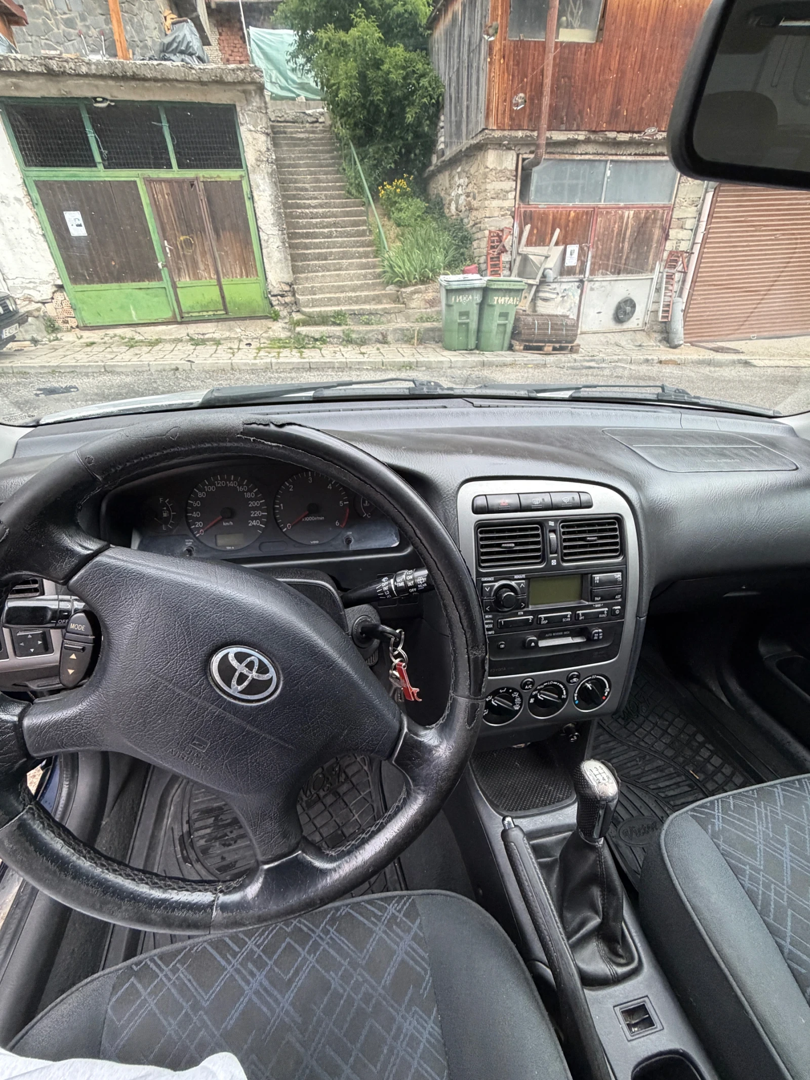 Toyota Avensis, снимка 4 - Автомобили и джипове - 55124501
