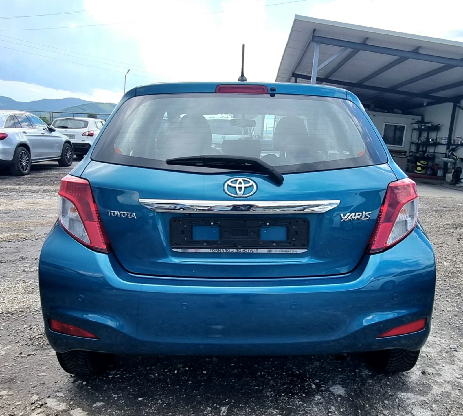 Toyota Yaris 1.33i 99k.c., снимка 5 - Автомобили и джипове - 55222110
