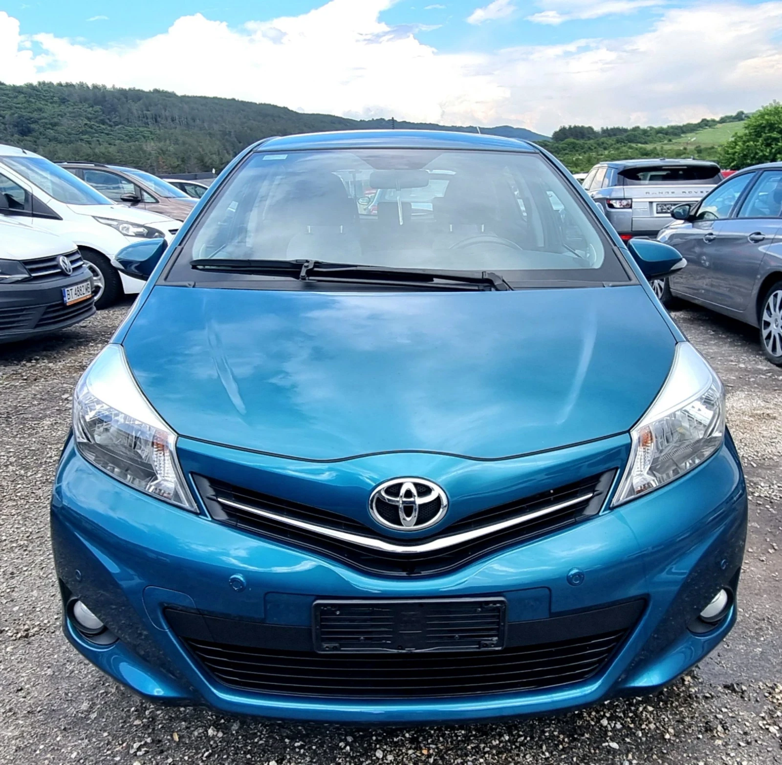 Toyota Yaris 1.33i 99k.c., снимка 2 - Автомобили и джипове - 55222110