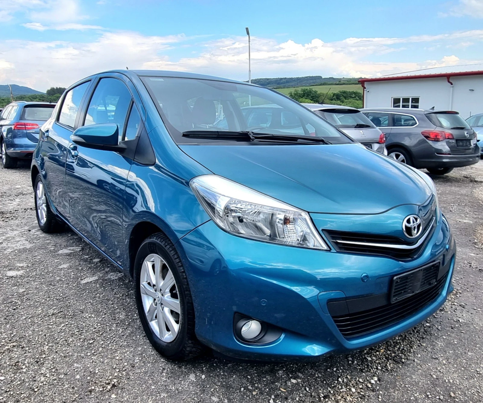 Toyota Yaris 1.33i 99k.c.