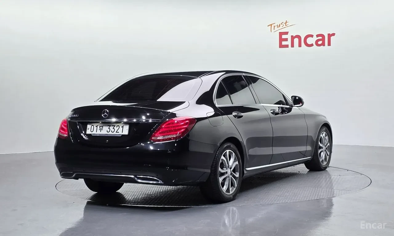 Mercedes-Benz C 220 d | AVANTGARDE | FULL LED | HEAD-UP | КРАЙНА ЦЕНА, снимка 2 - Автомобили и джипове - 55544014