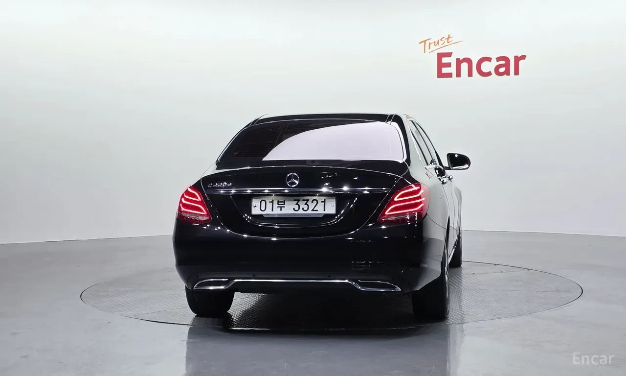 Mercedes-Benz C 220 d | AVANTGARDE | FULL LED | HEAD-UP | КРАЙНА ЦЕНА, снимка 4 - Автомобили и джипове - 55544014