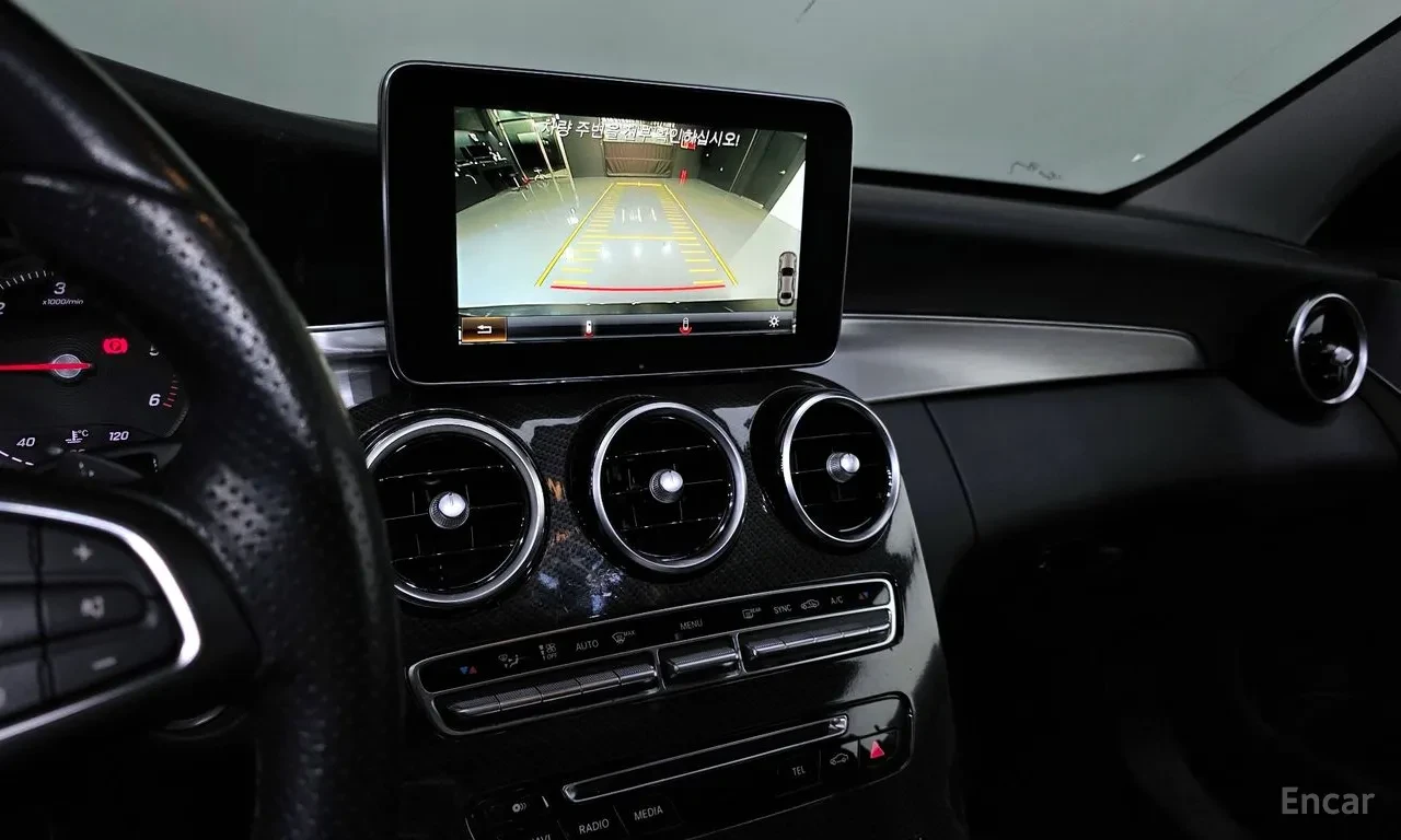 Mercedes-Benz C 220 d | AVANTGARDE | FULL LED | HEAD-UP | КРАЙНА ЦЕНА, снимка 14 - Автомобили и джипове - 55544014
