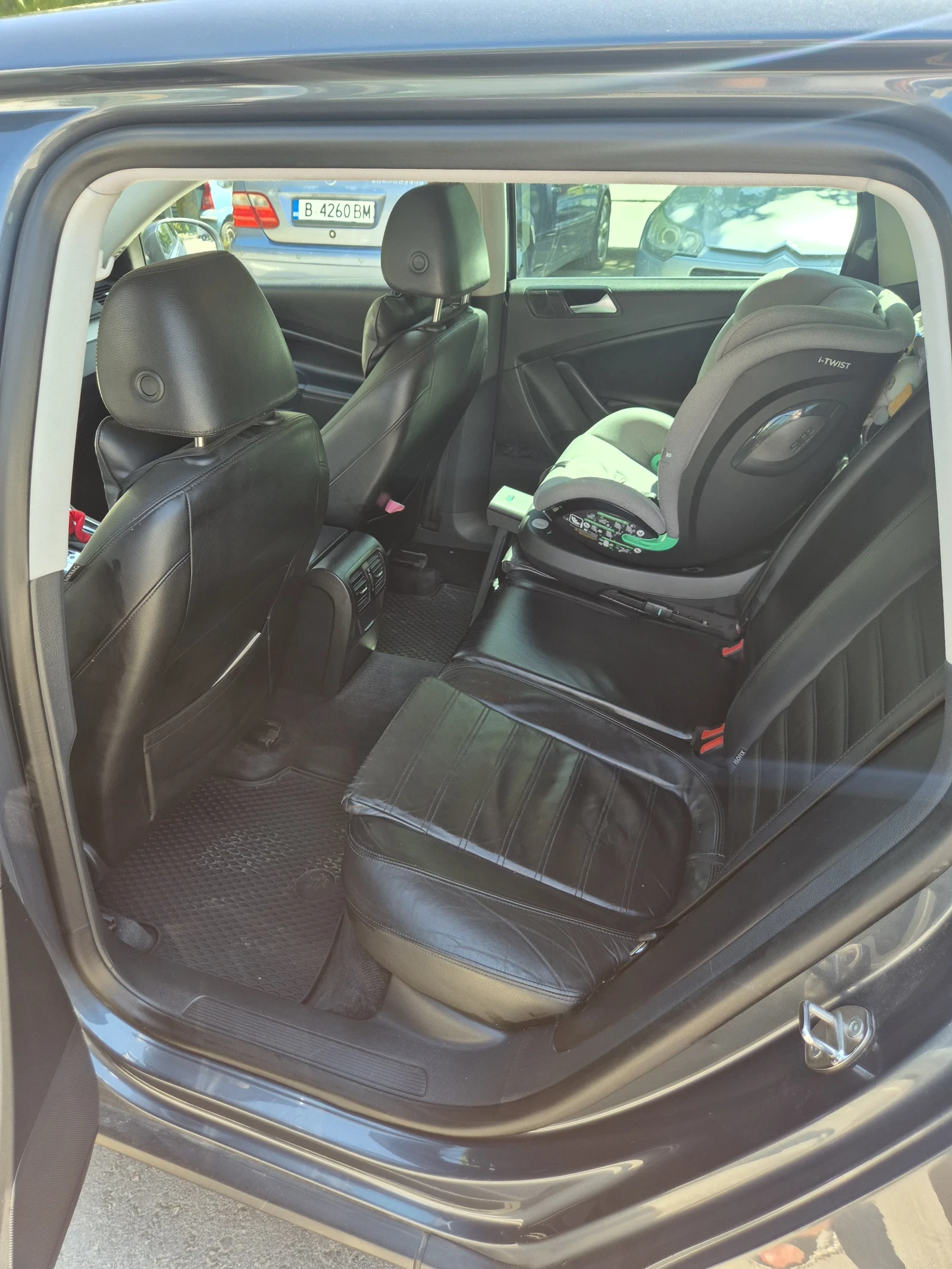 VW Passat 2.0 TDI HIGHLINE, снимка 7 - Автомобили и джипове - 55650854