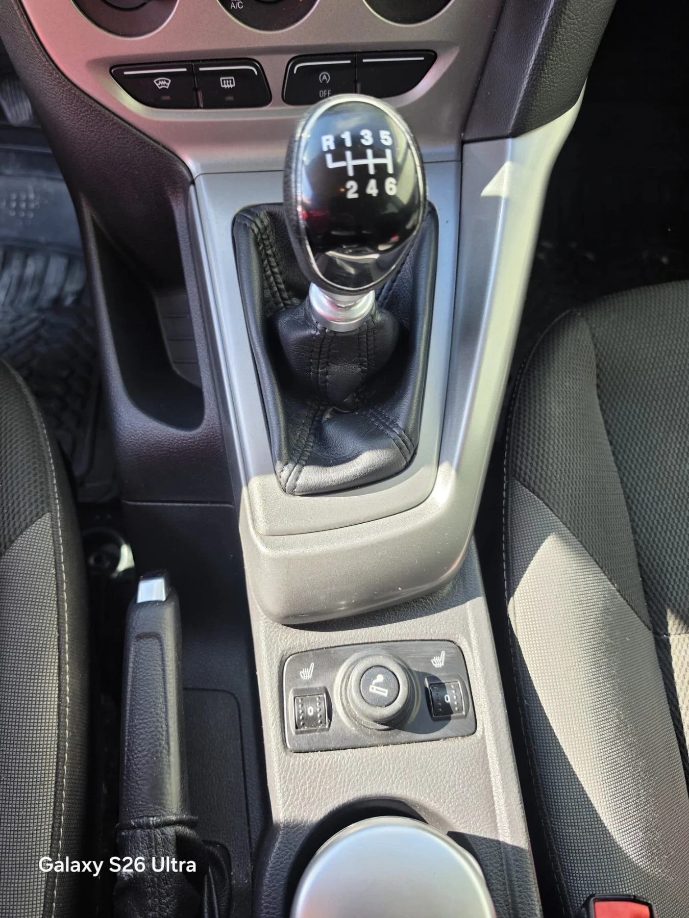 Ford Focus, снимка 8 - Автомобили и джипове - 56060662