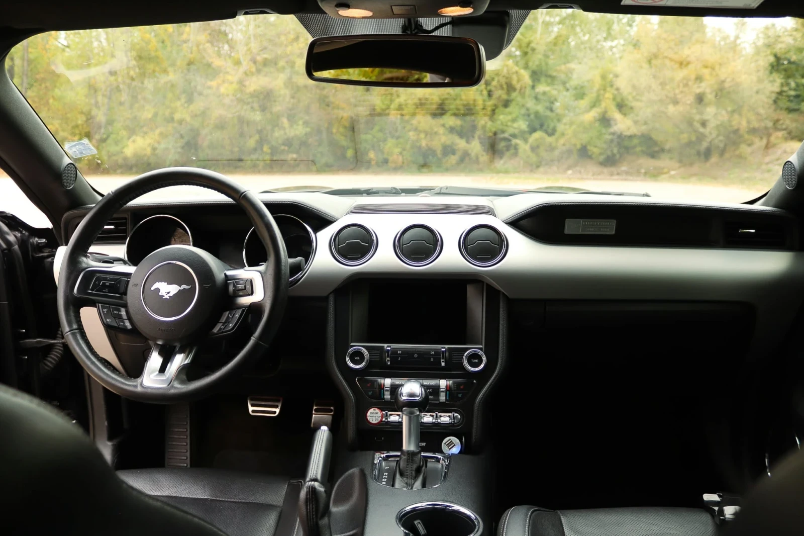 Ford Mustang 2.3 EcoBoost, снимка 4 - Автомобили и джипове - 56561455