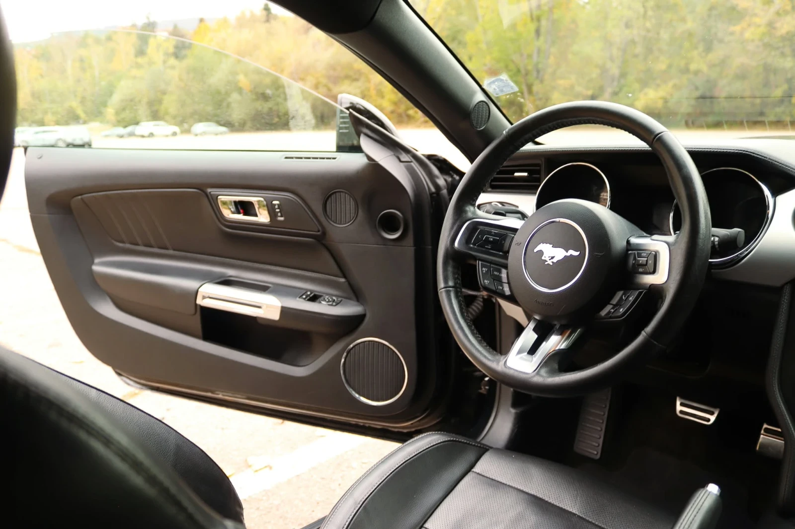 Ford Mustang 2.3 EcoBoost, снимка 10 - Автомобили и джипове - 56561455