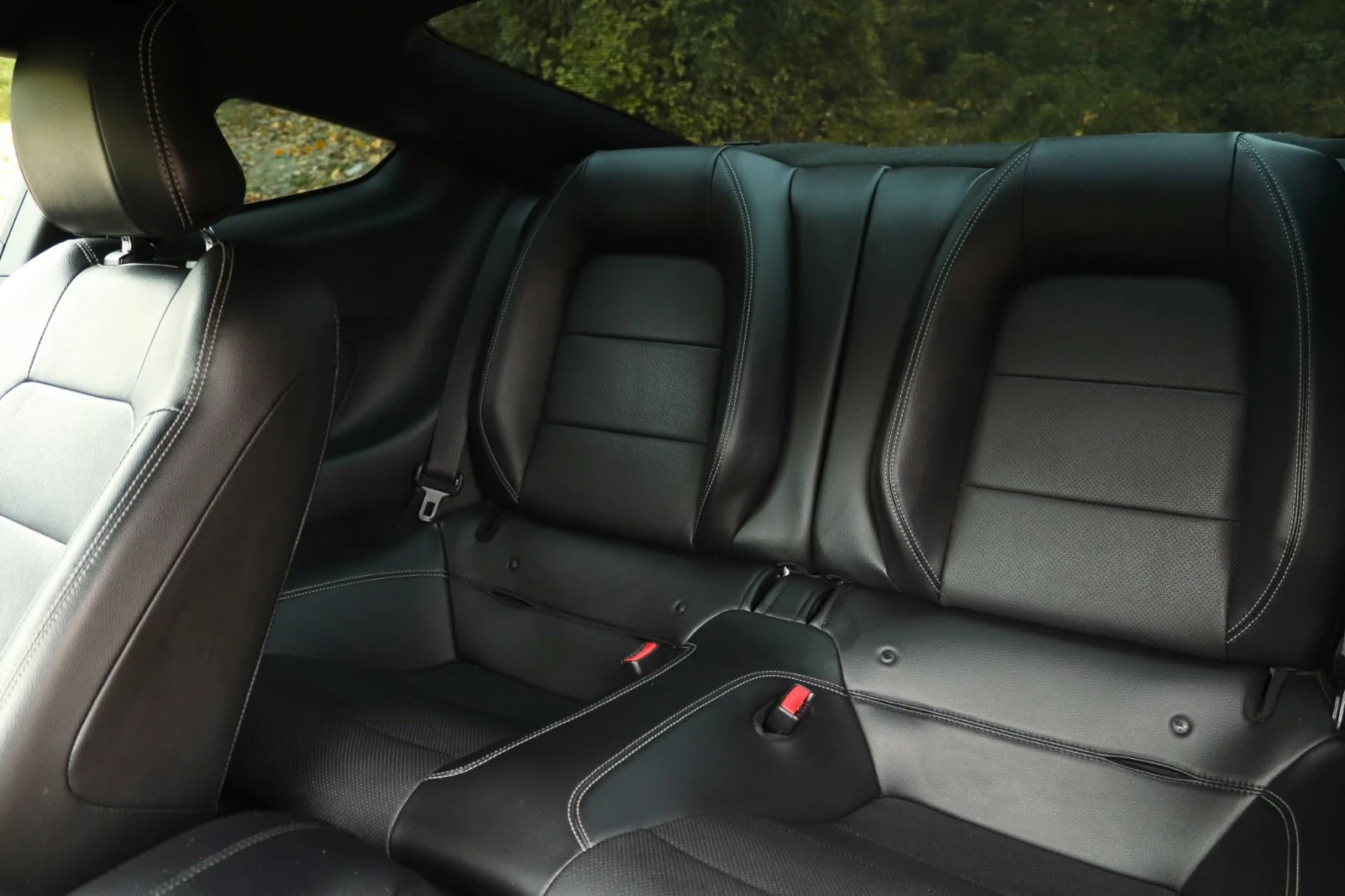 Ford Mustang 2.3 EcoBoost, снимка 12 - Автомобили и джипове - 56561455