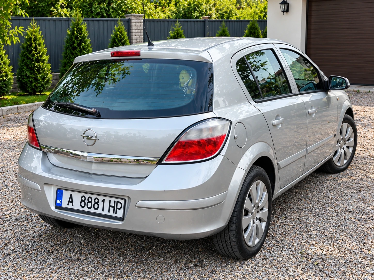 Opel Astra, снимка 2 - Автомобили и джипове - 56646519